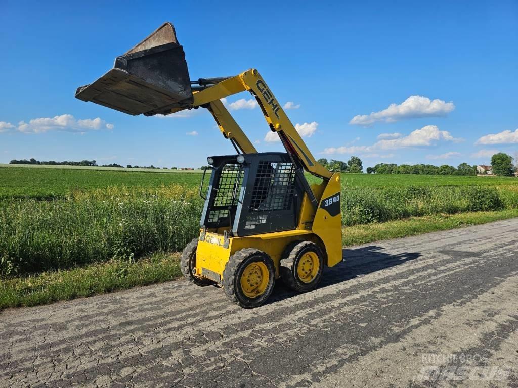 Gehl 3840 2015r 小型装载机