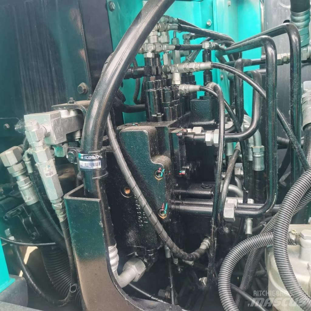 Kobelco SK 75 中型挖掘机