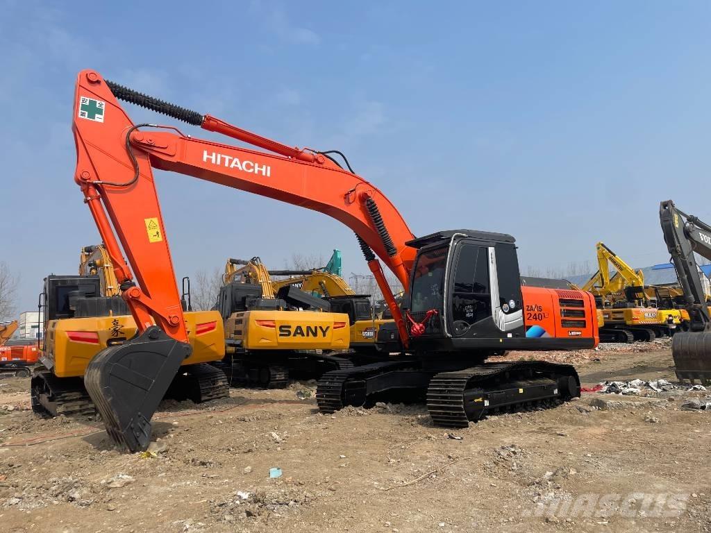 Hitachi ZX 240 履带挖掘机