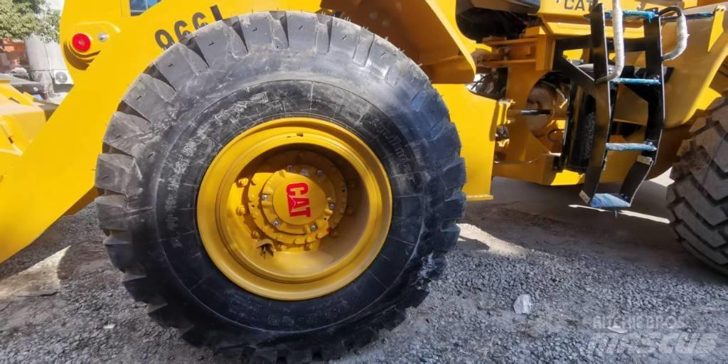 CAT 966 L 轮式装载机