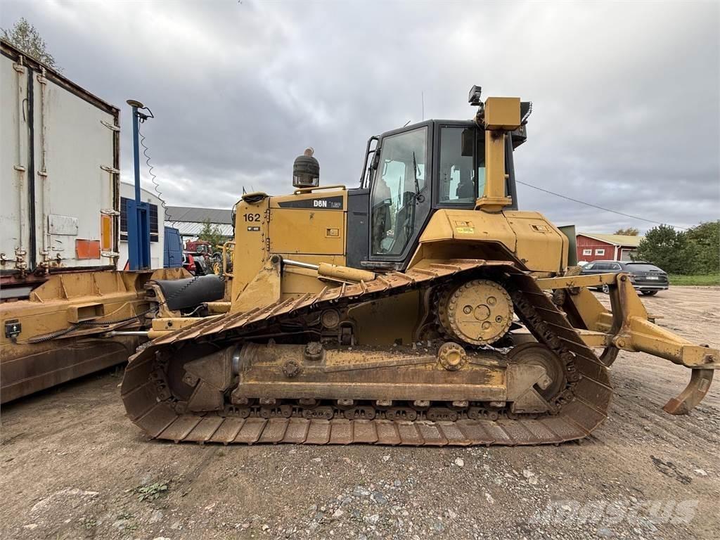 CAT D6N LGP 履带式推土机