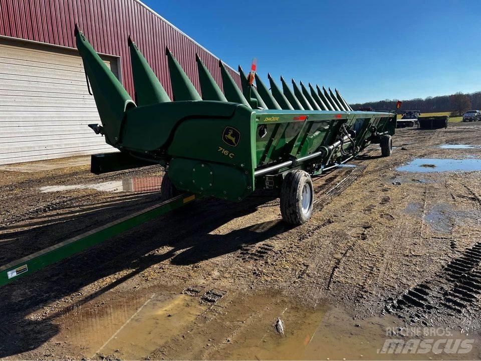 John Deere 716c 联合收割机头