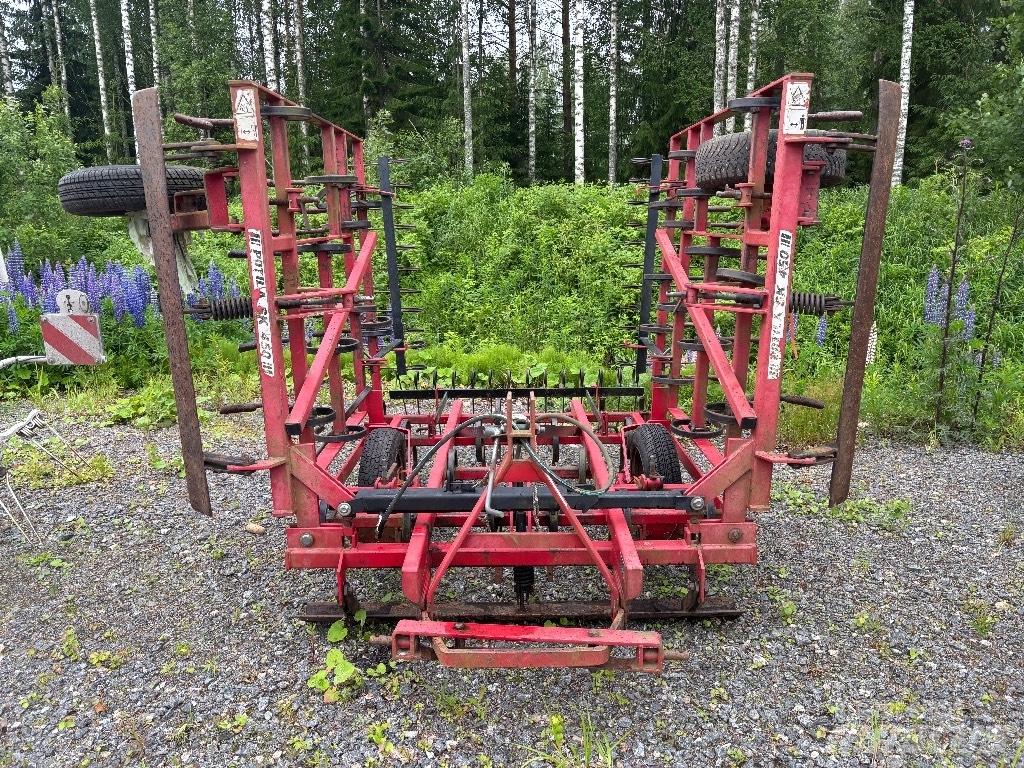 Potila SK 450 钉齿耙