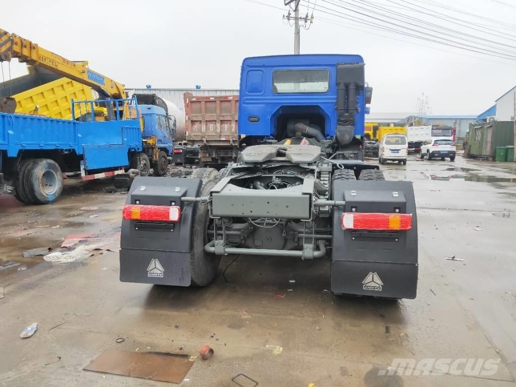 Howo 375 6x4 牵引车