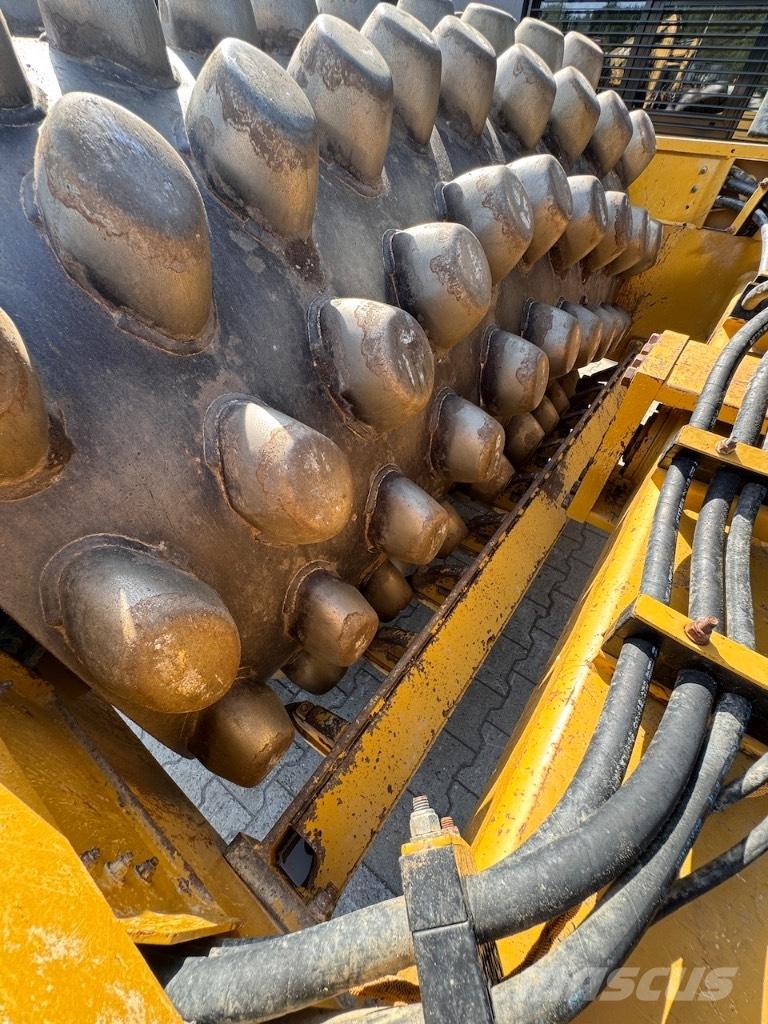 CAT CP 68 B 土壤压实机