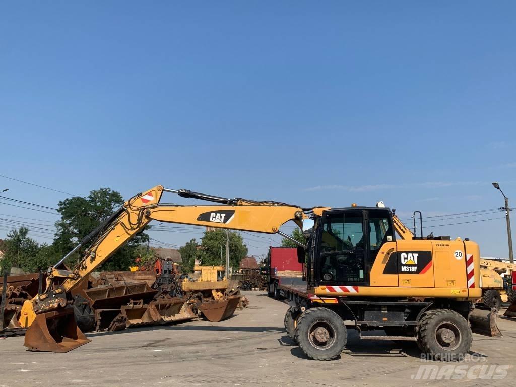 CAT M 318 F 轮式挖掘机