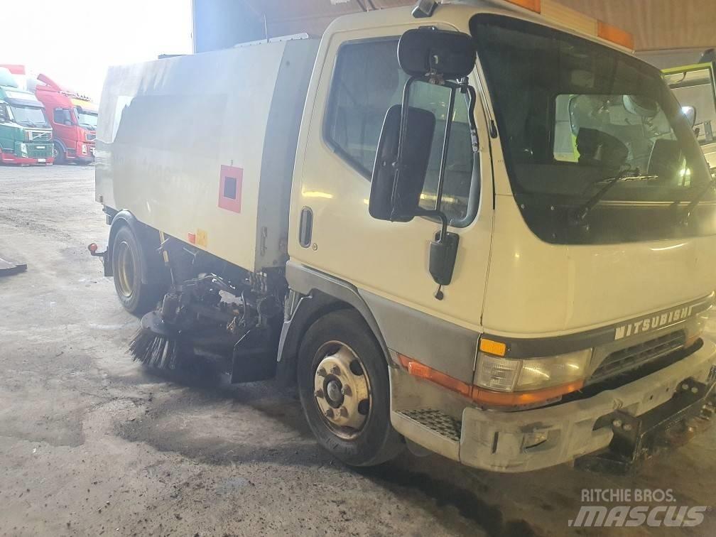 Mitsubishi Canter 扫地机