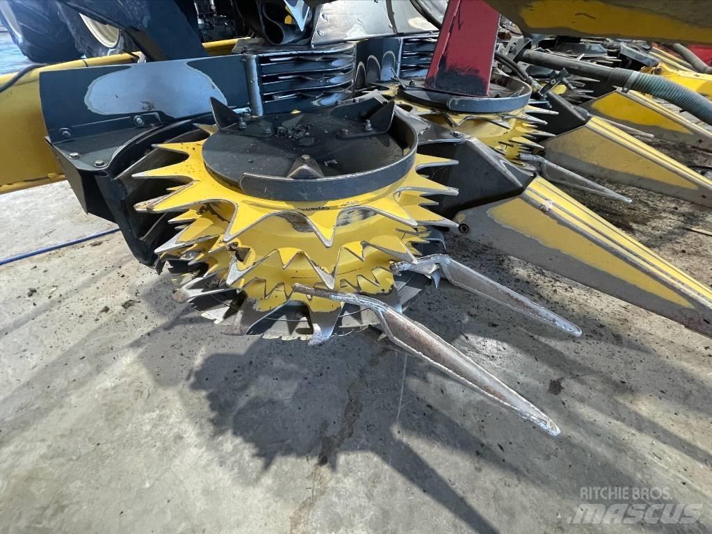 New Holland FR 650 自走式青贮饲料收割机