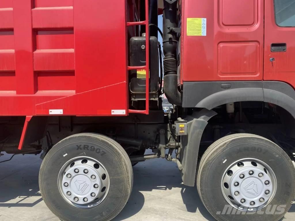Howo 371 8x4 自卸式货车