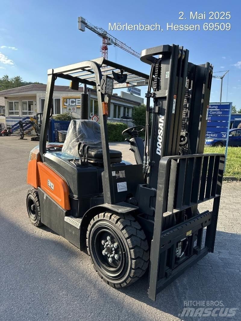 Doosan D30NXP 柴油叉车
