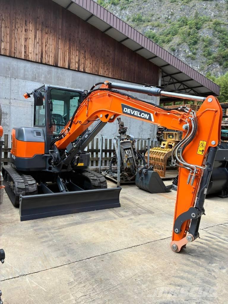 Develon DX 62 R-7 小型挖掘机