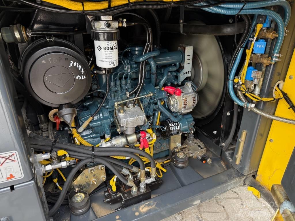 Bomag BW 154 ACP-4 复合式压路机