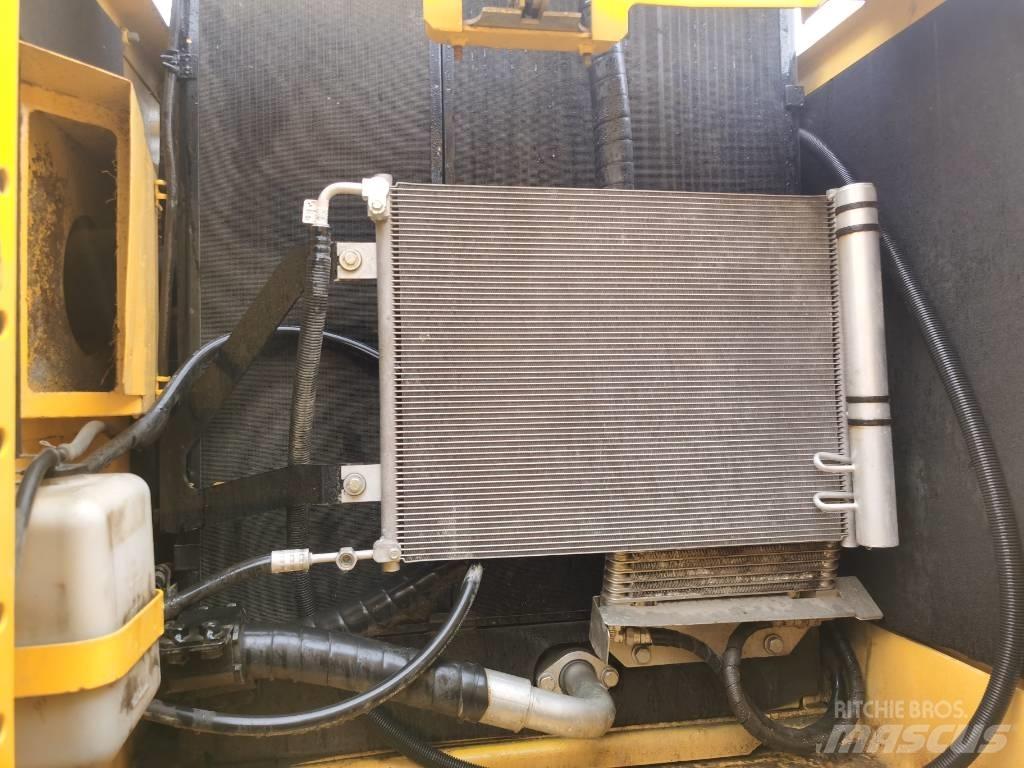 Komatsu PC 200-8 履带挖掘机