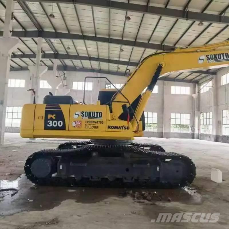 Komatsu PC300-7 履带挖掘机