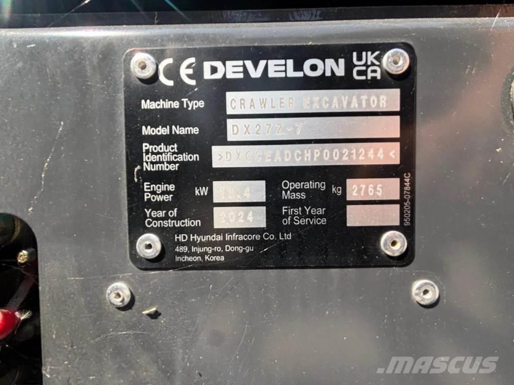 Doosan DX27Z-7 小型挖掘机