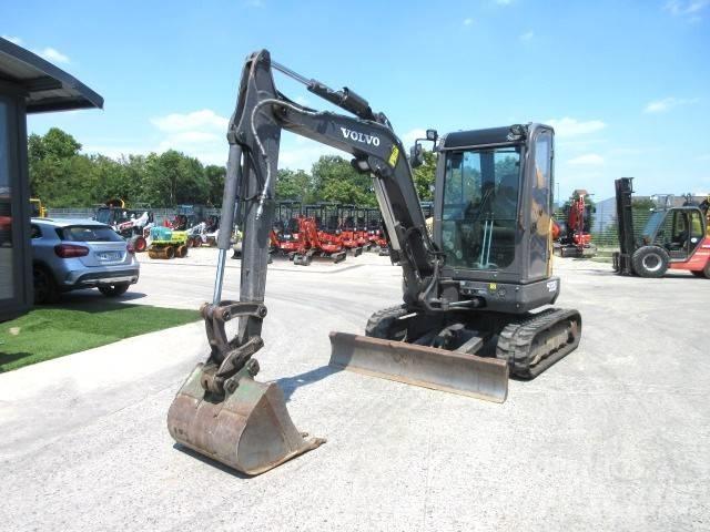 Volvo ECR 35 D 小型挖掘机
