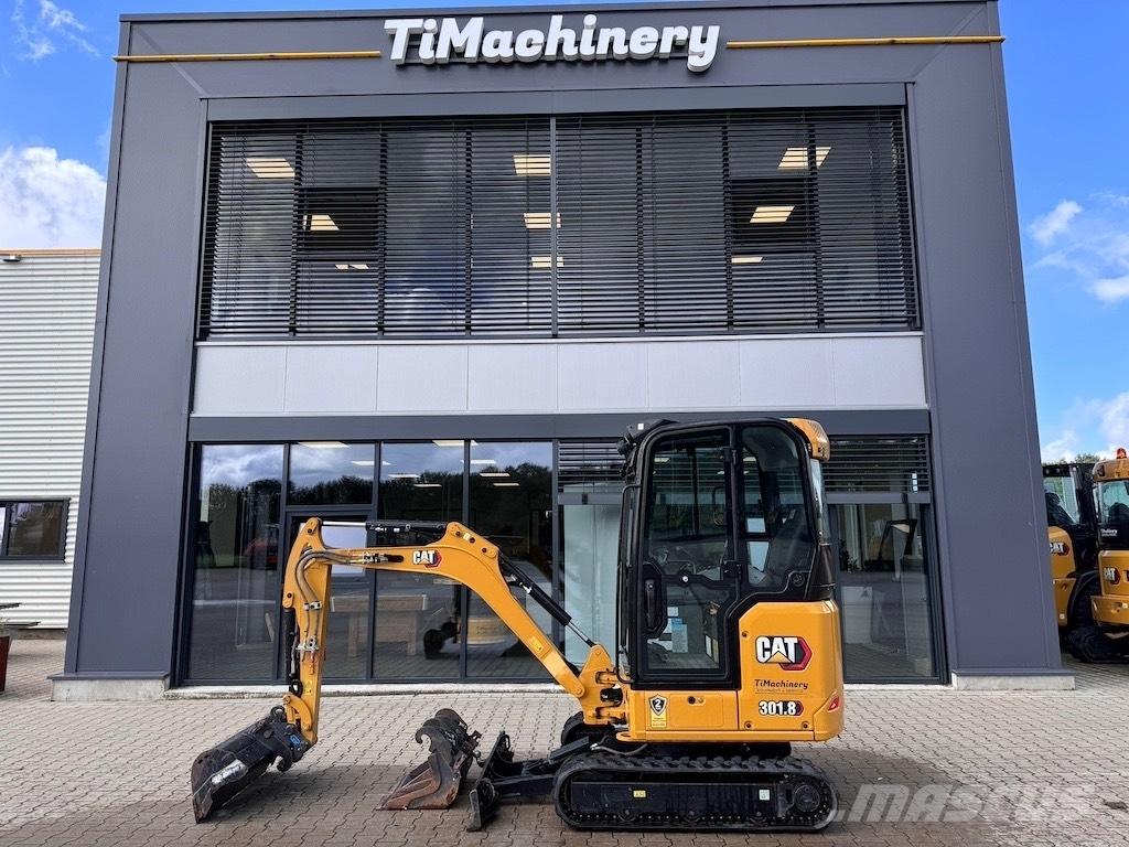 CAT 301.8 小型挖掘机