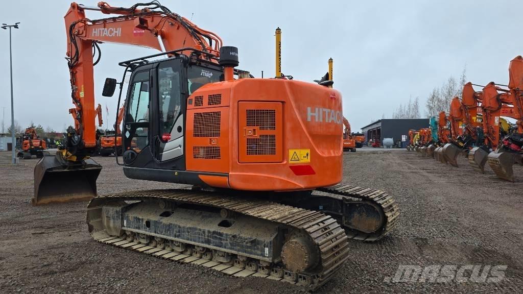 Hitachi ZX 225USLC-6 履带挖掘机