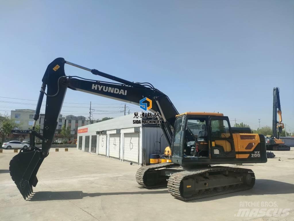 Hyundai HX200N 中型挖掘机