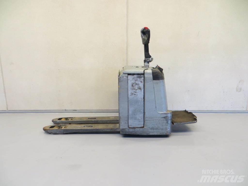 BT LPE240/8 电动搬运车