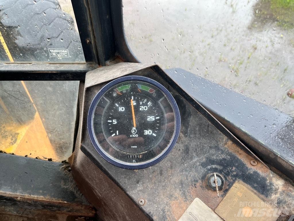 Lännen C10 轮式挖掘机