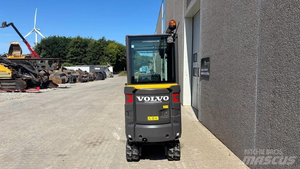 Volvo EC 18 E 小型挖掘机