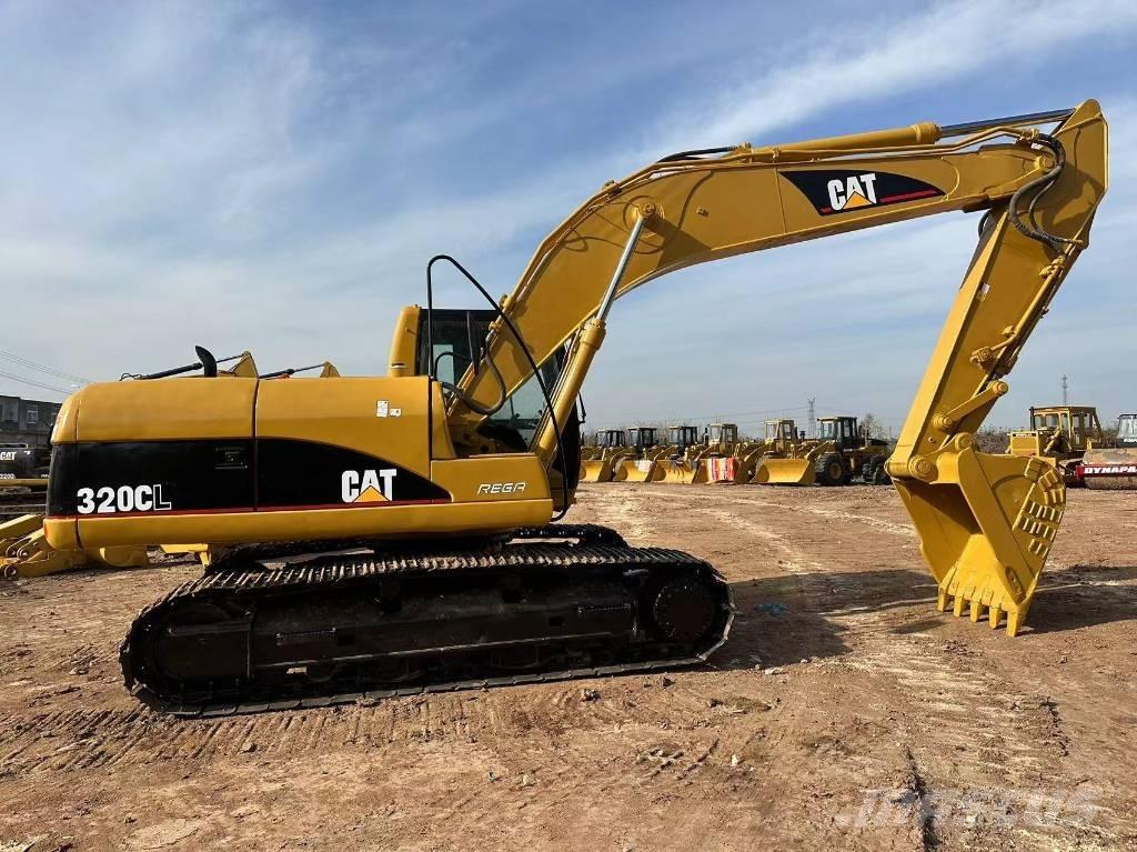 CAT 320CL 履带挖掘机