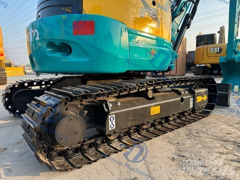 Kubota U 35 小型挖掘机