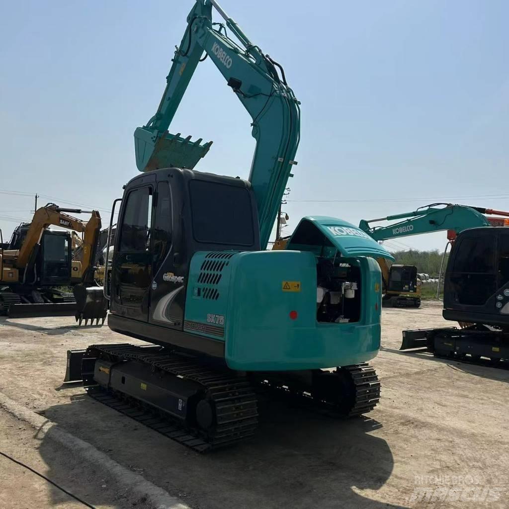 Kobelco 75 履带挖掘机