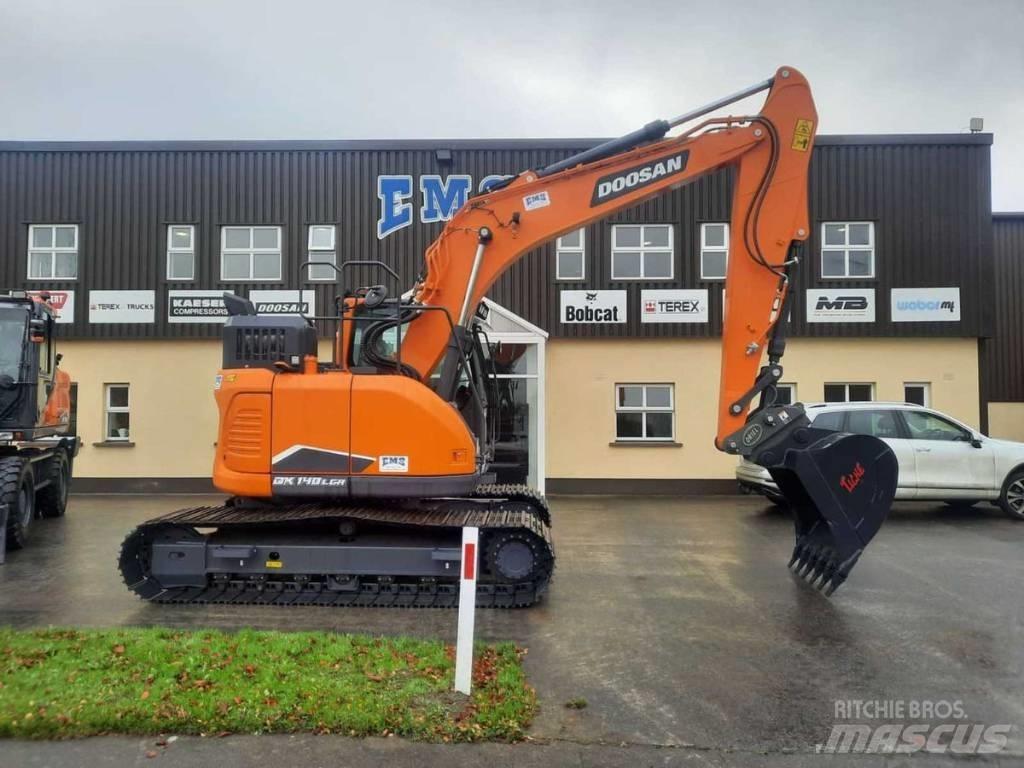 Doosan Dx140LCR-7 履带挖掘机