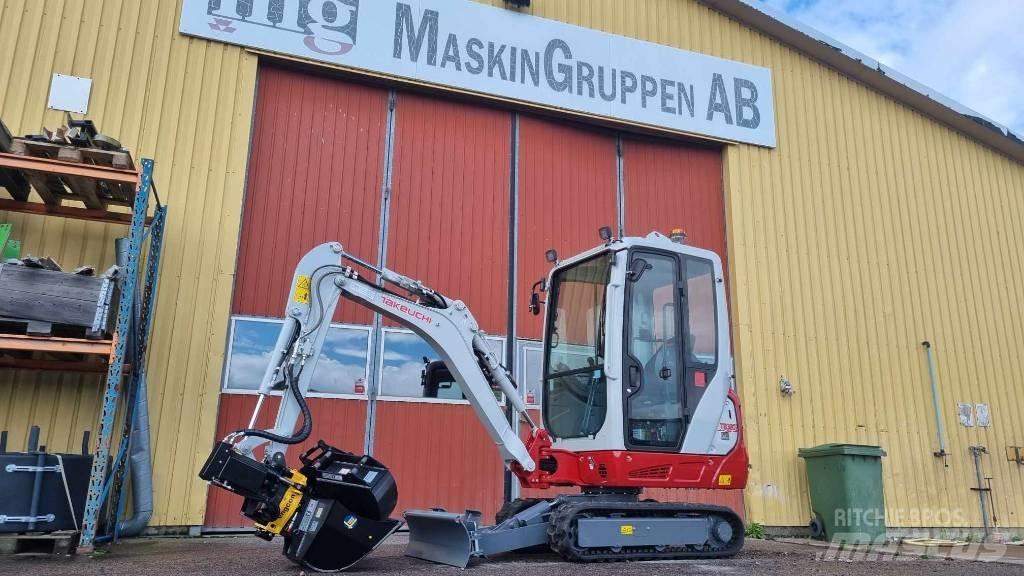 Takeuchi TB 320 小型挖掘机