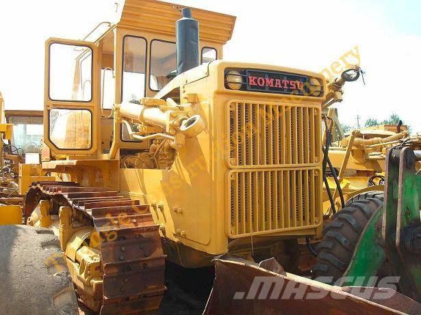 Komatsu D 155 A-1 履带式推土机