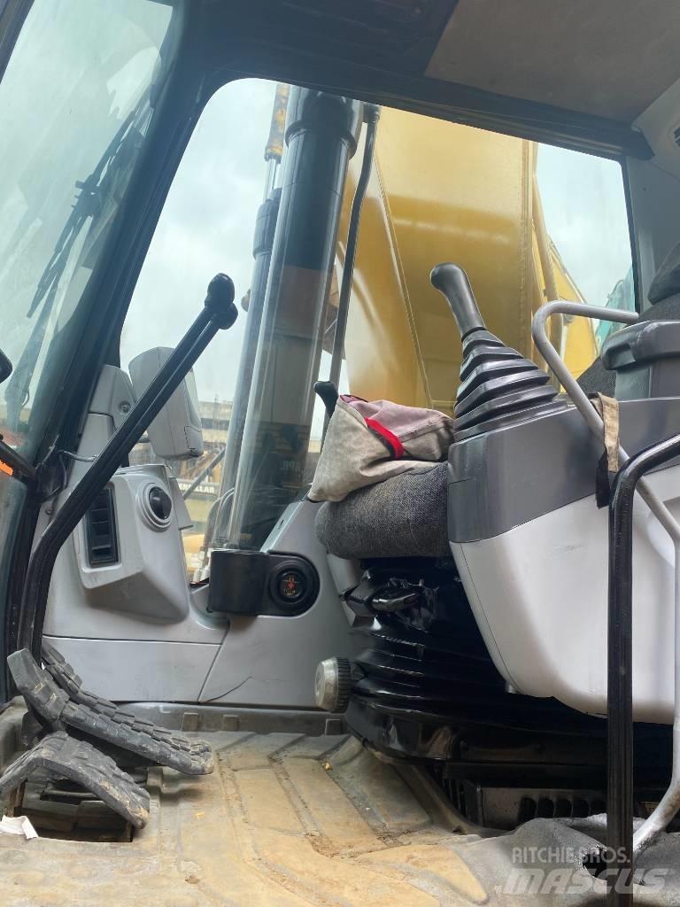 CAT 330 D 履带挖掘机