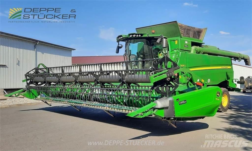 John Deere T670 联合收割机