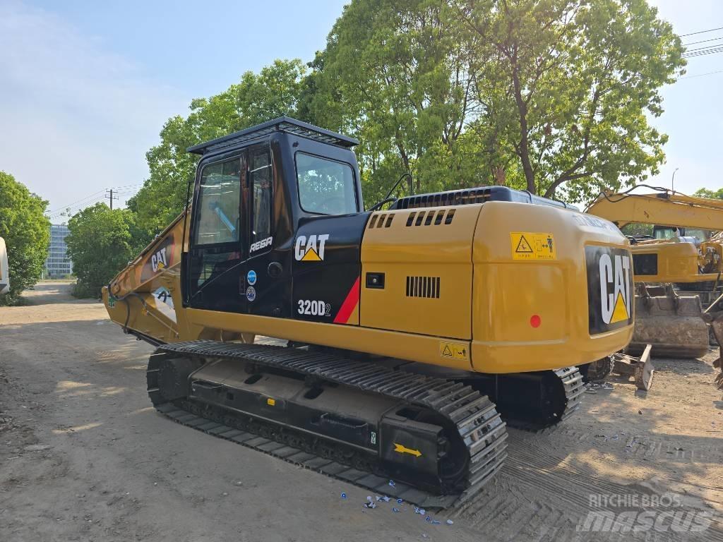 CAT 320D2 履带挖掘机
