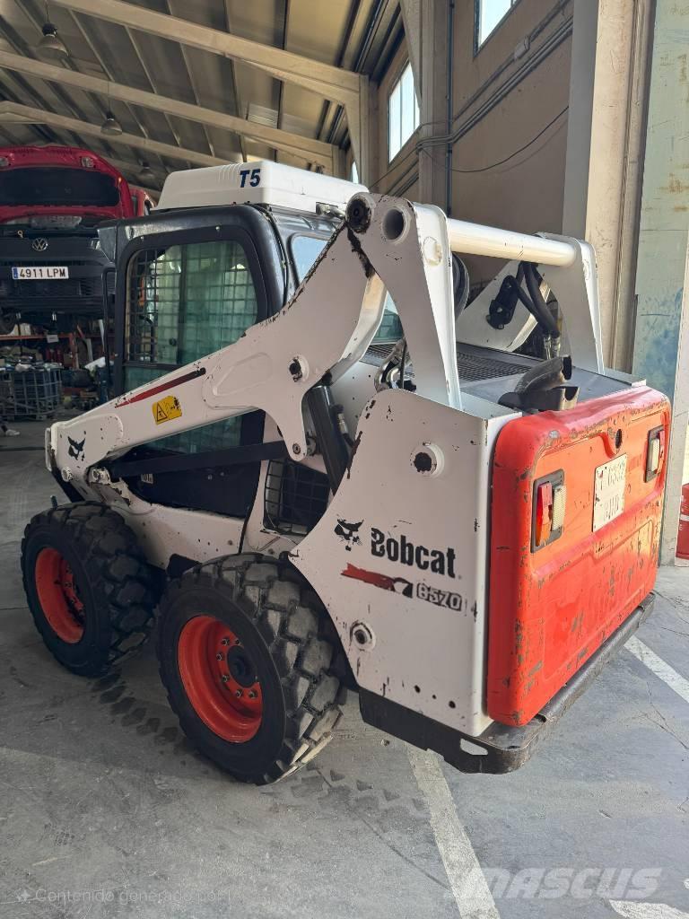 Bobcat S570 滑移装载机