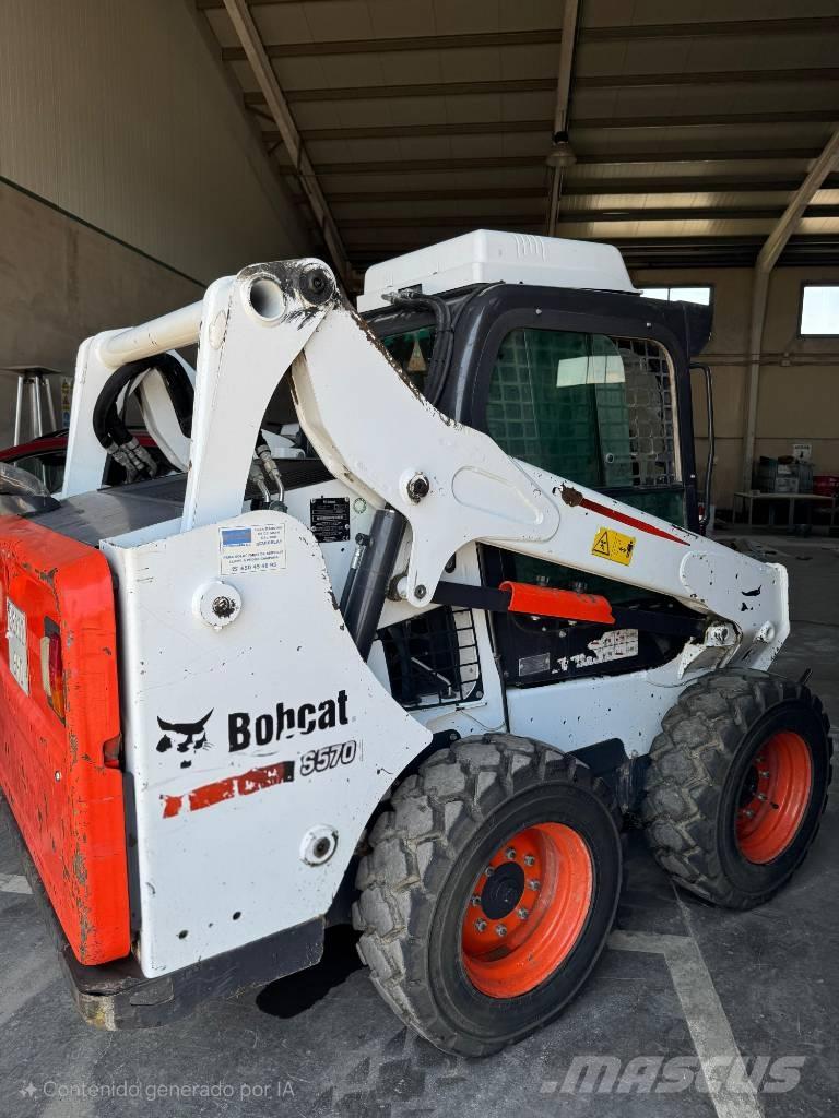 Bobcat S570 滑移装载机