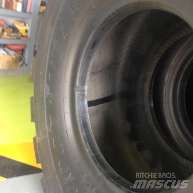 Goodyear 3565R33 L5 轮胎、车轮和轮圈