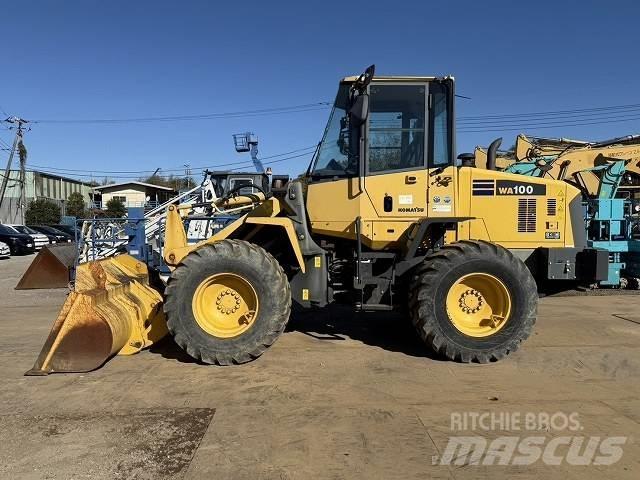 Komatsu WA 100-6 轮式装载机