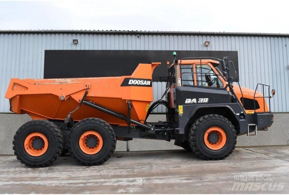 Doosan DA 30 铰接式自卸车