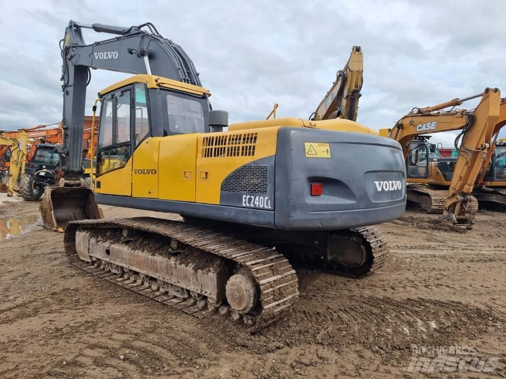 Volvo EC 240 C L 履带挖掘机