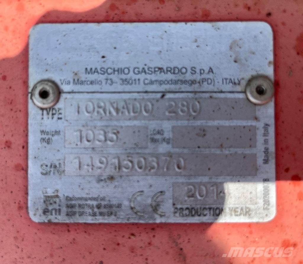 Maschio Tornado 280 牧场割草机和切顶器