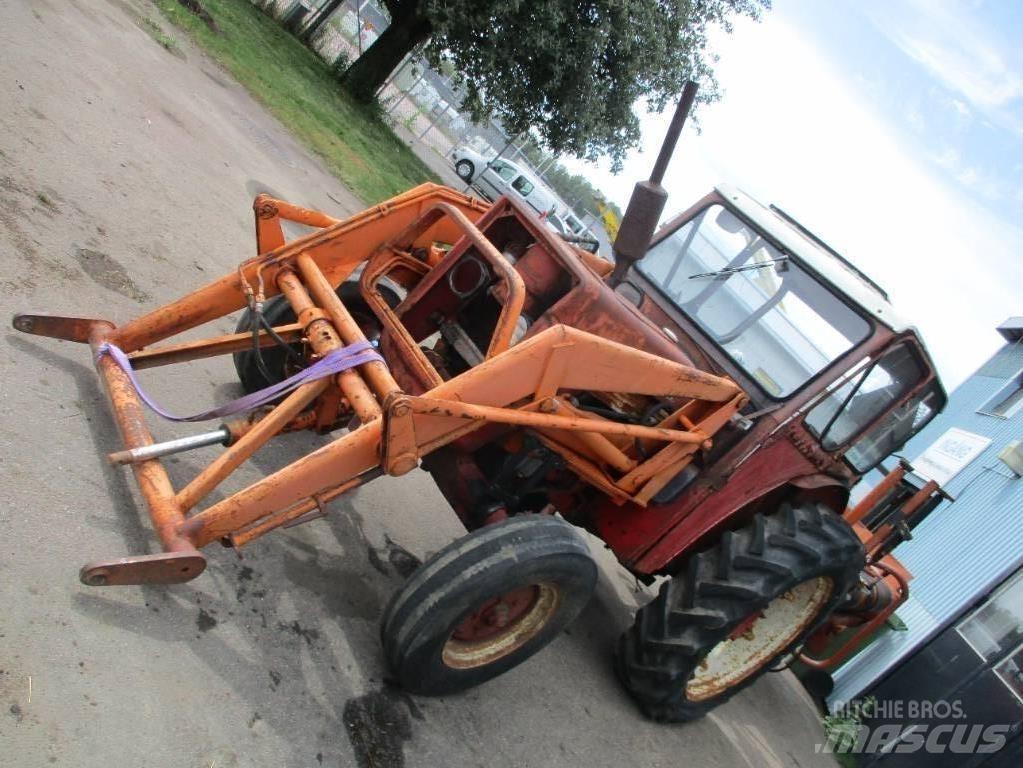 IH 523 拖拉机/农用车