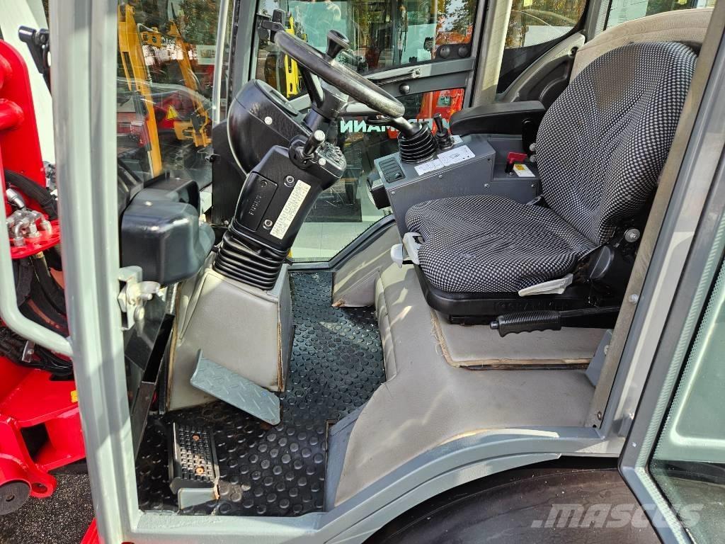 Weidemann 2070LP 小型装载机