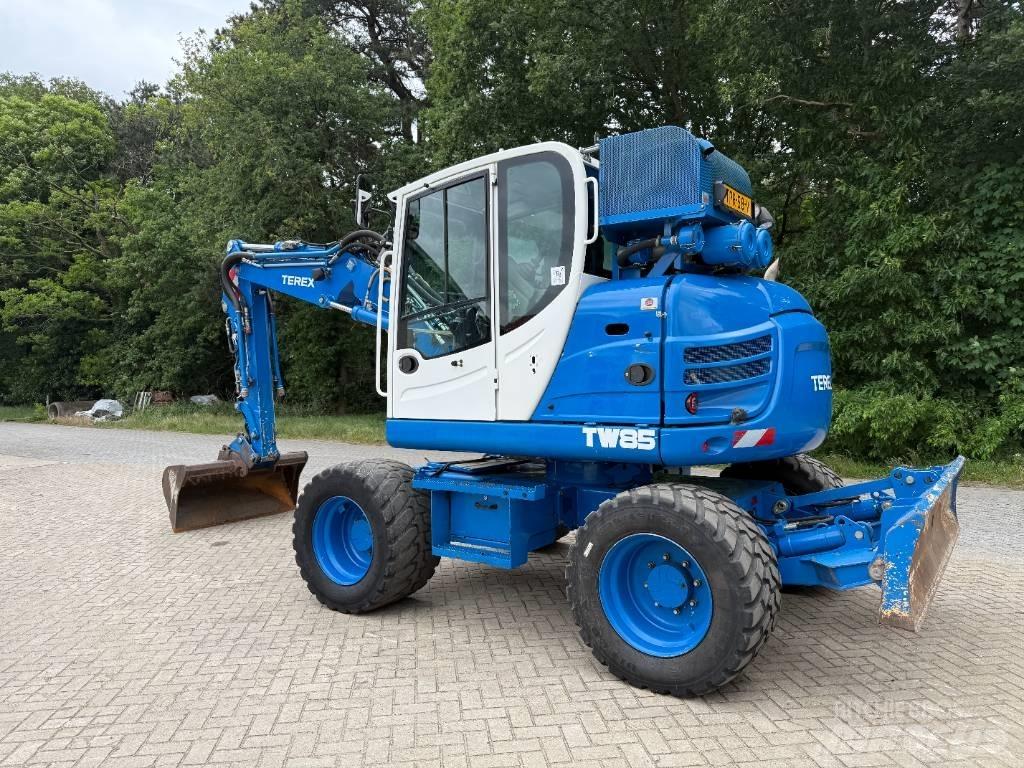 Terex TW 85 轮式挖掘机