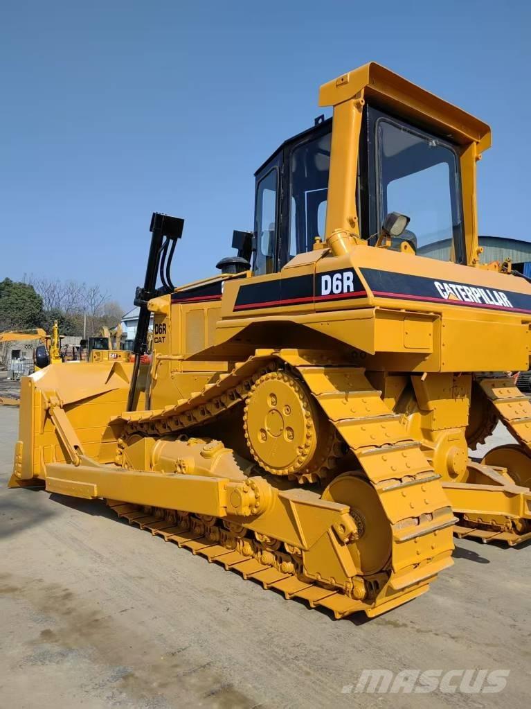 CAT D 6 R 平地机/推土机