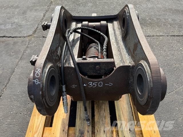 Liebherr R 906 LC 快速连接器