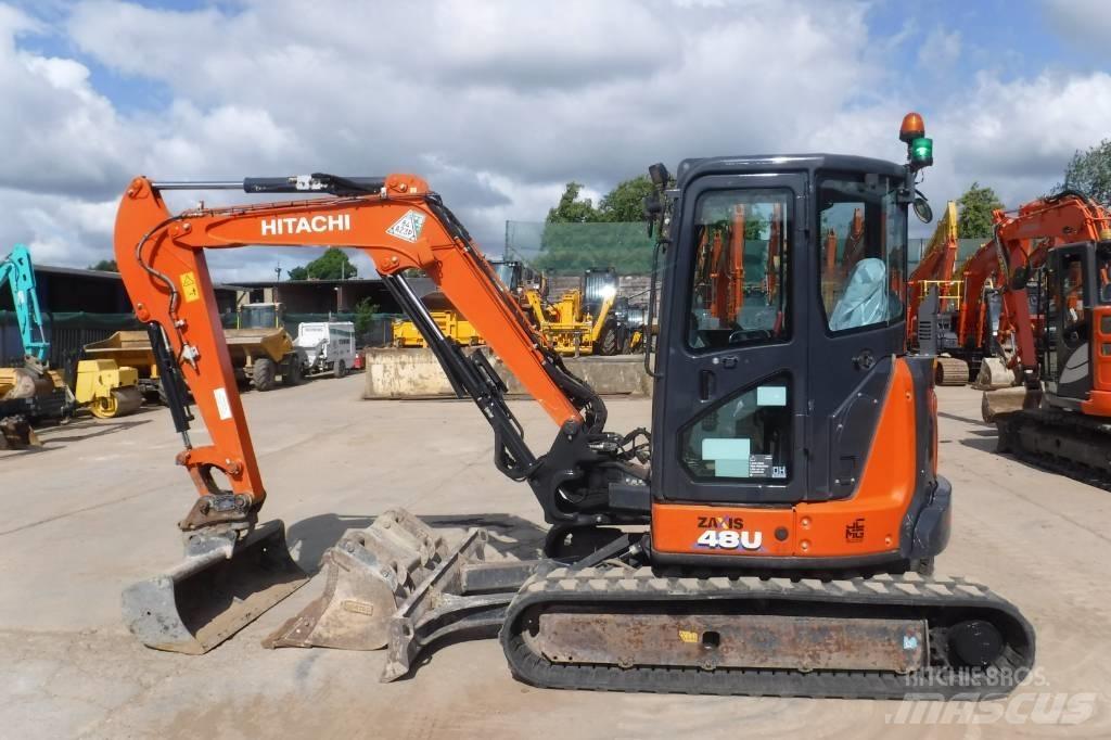 Hitachi ZX 48 U-6 小型挖掘机