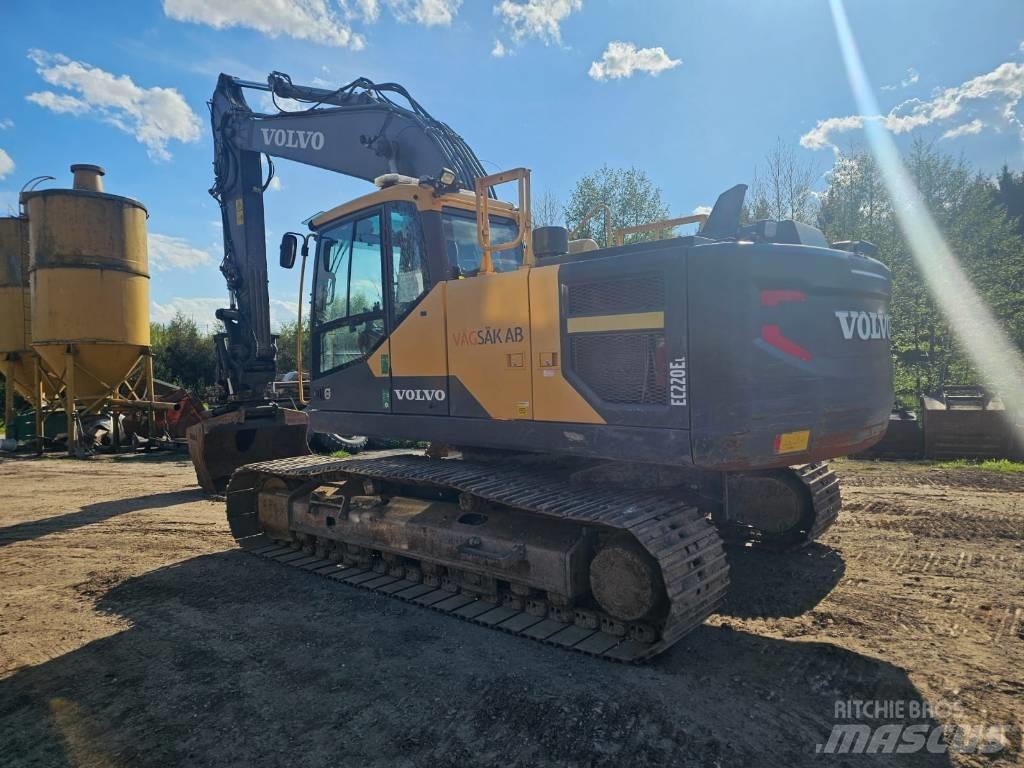 Volvo EC220EL 履带挖掘机