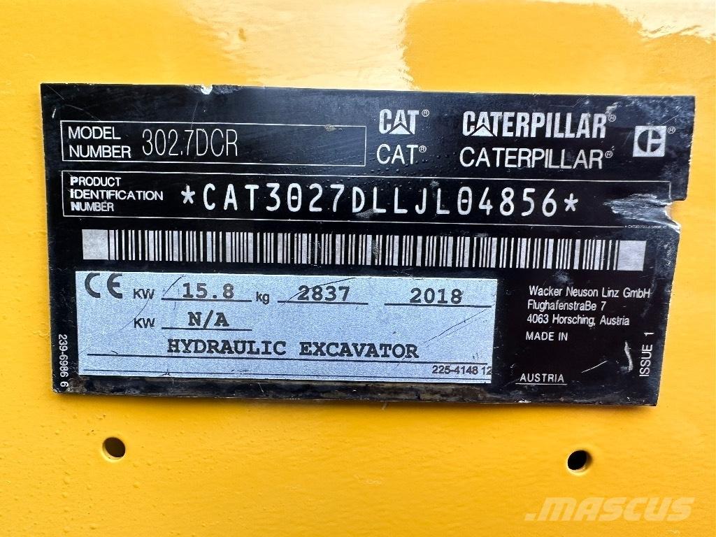 CAT 302.7 D CR 小型挖掘机
